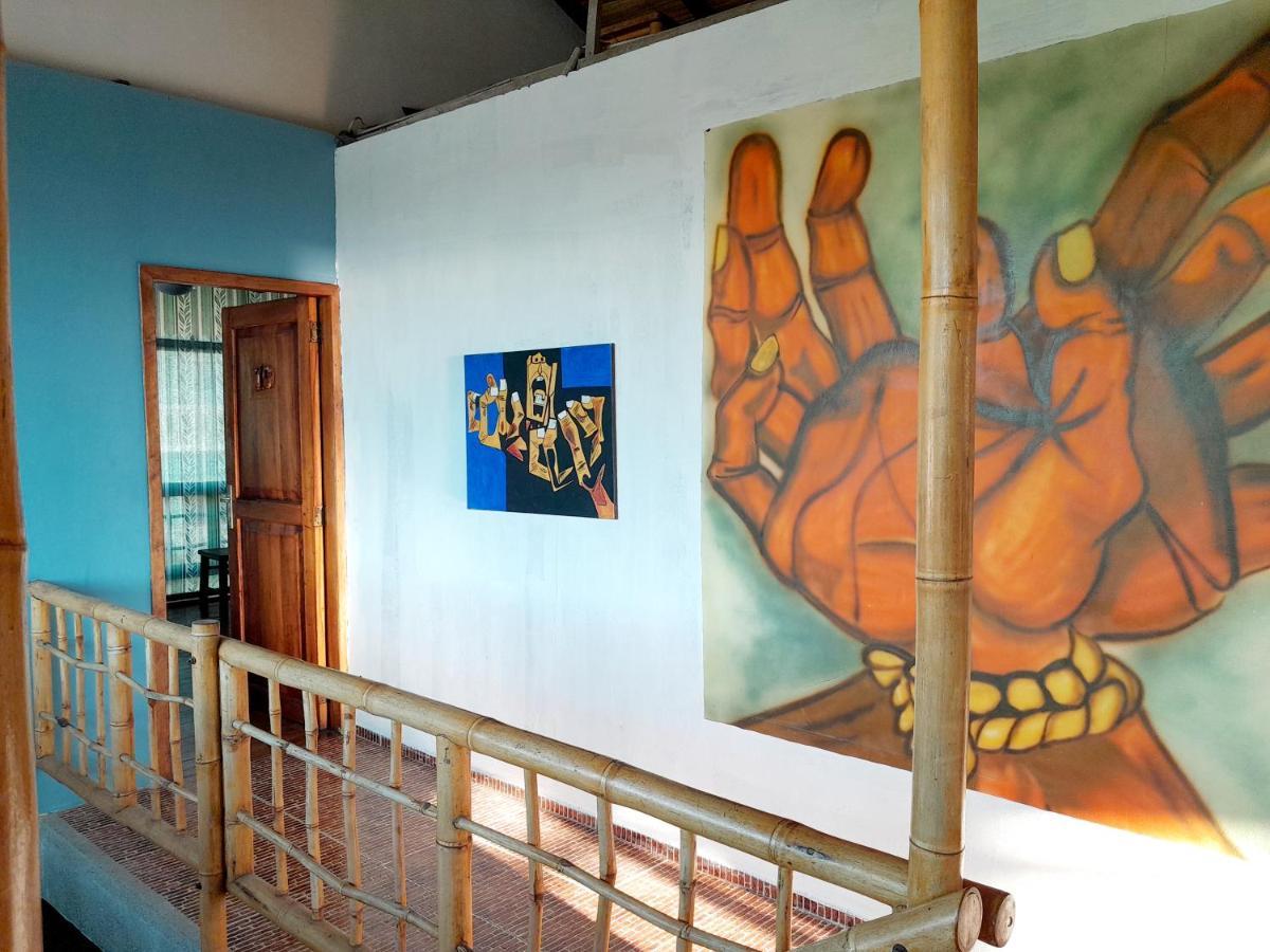 Hotel Boutique Hurvinek Montañita エクステリア 写真