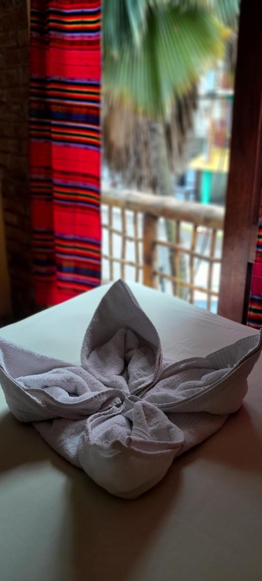 Hotel Boutique Hurvinek Montañita エクステリア 写真